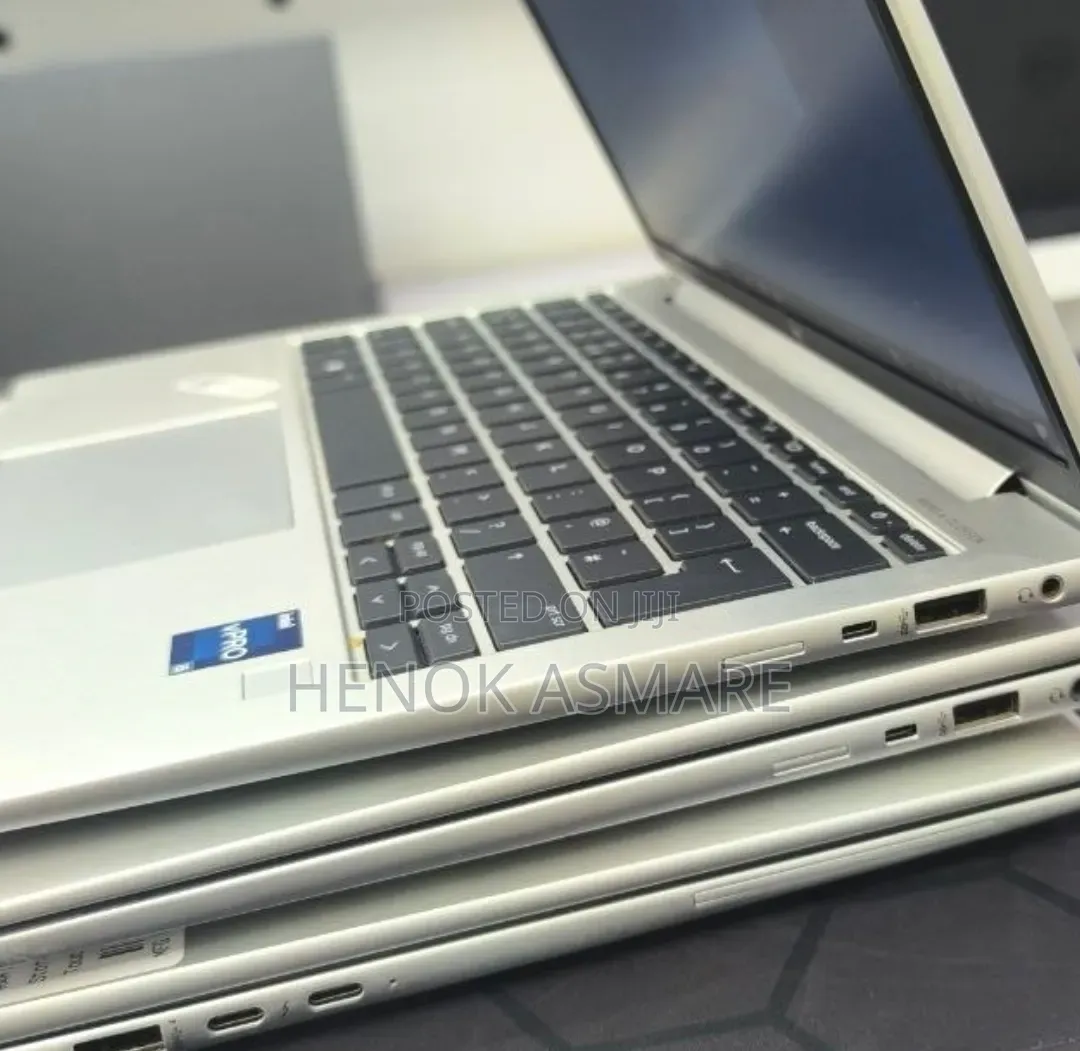 New Laptop HP EliteBook 840 G9 16GB Intel Core i5 SSD 512GB