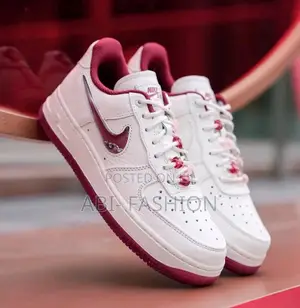 Nike Air Force 1'07 SE PRM Valentine's Day Low Shoes – New Arrival
