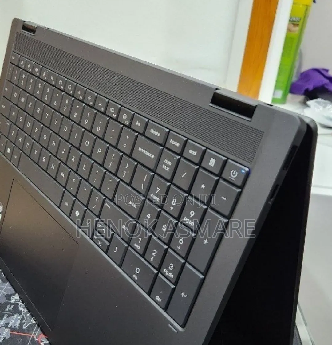 New Laptop HP OmniBook Ultra Flip 14" 16GB Intel Core Ultra 7 SSD 1T