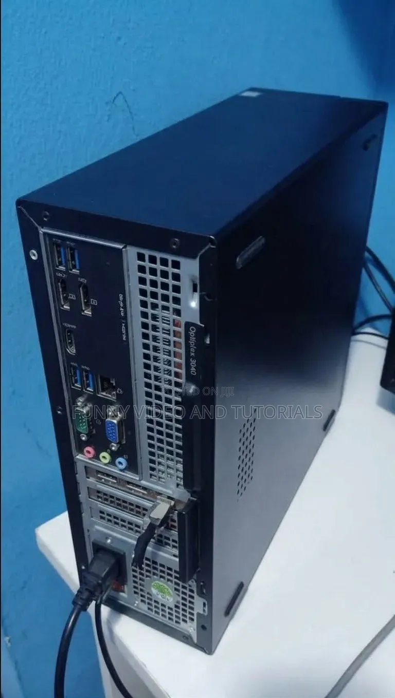 Desktop Computer Dell Optiplex 3040 4GB Intel Core 3 HDD 500GB