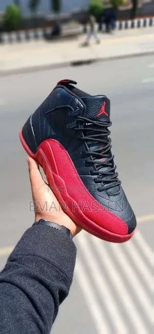 የወንድ ጫማ Jordan 12