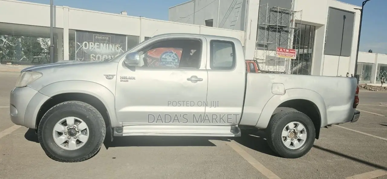 Toyota Hilux 2008 Silver