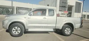 Toyota Hilux 2008 Silver