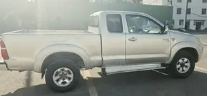 Toyota Hilux 2008 Silver