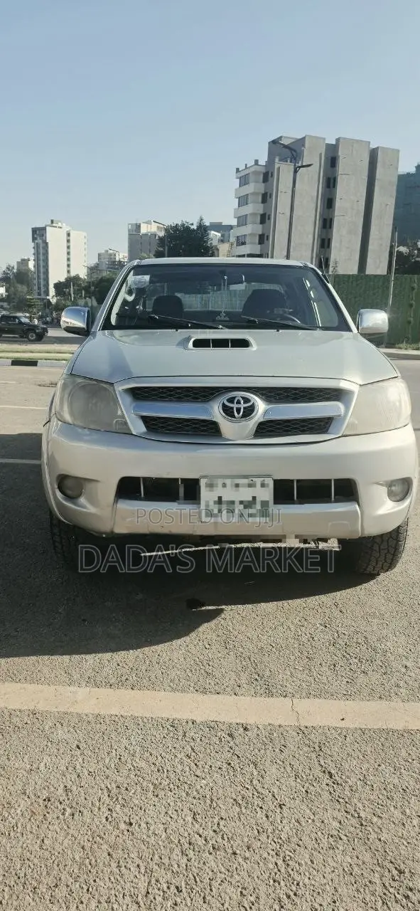 Toyota Hilux 2008 Silver