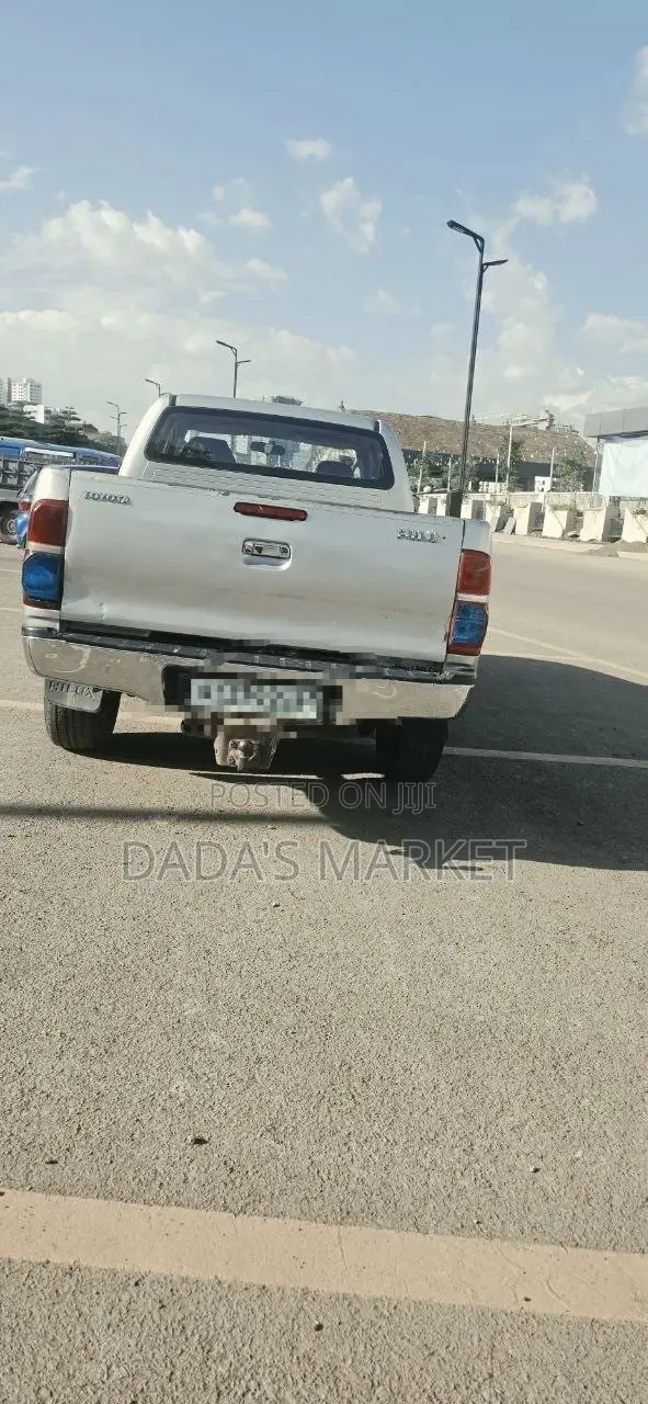 Toyota Hilux 2008 Silver