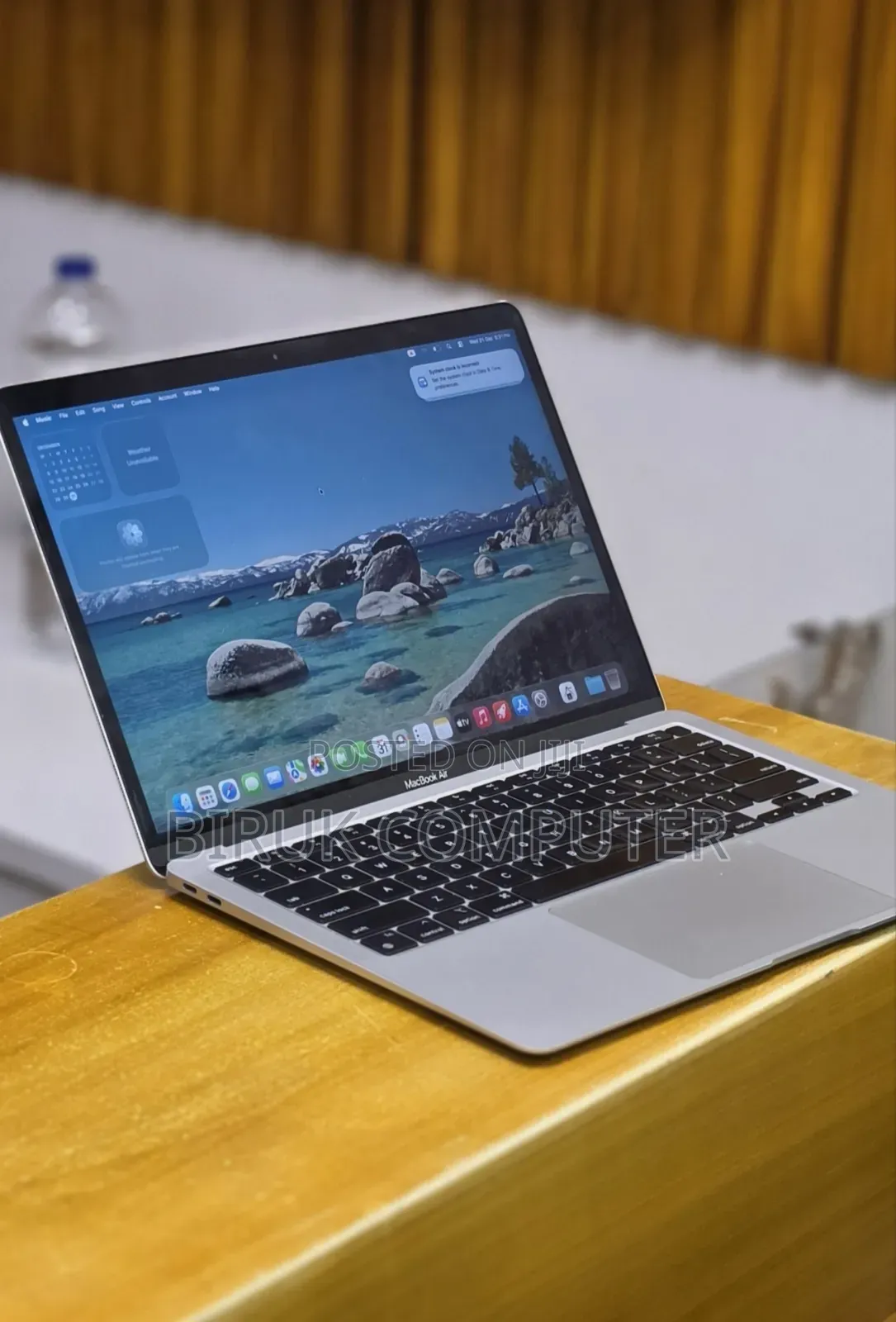 New Laptop Apple MacBook Air 2020 M1 8GB Apple M1 SSD 256GB