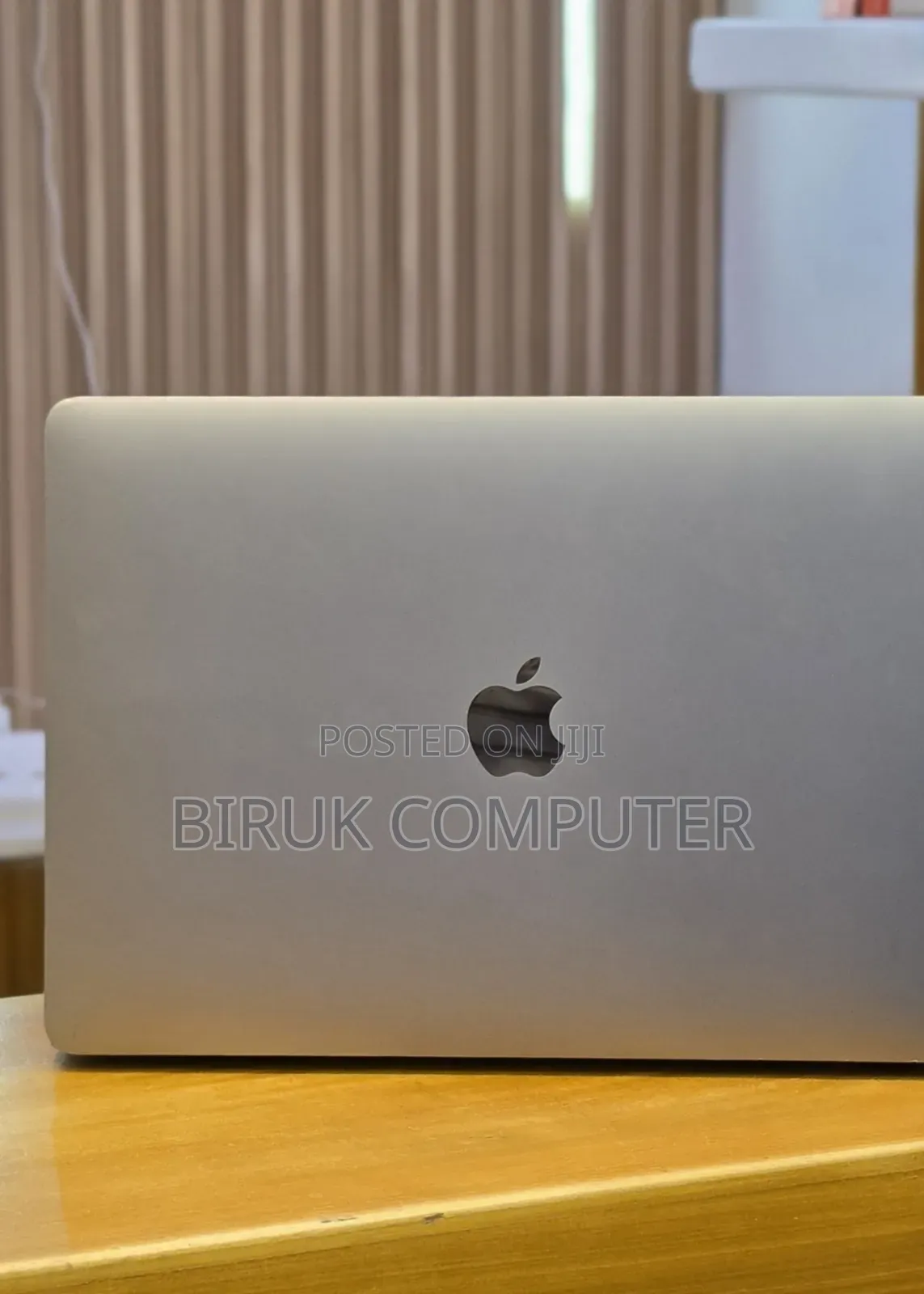 New Laptop Apple MacBook Air 2020 M1 8GB Apple M1 SSD 256GB