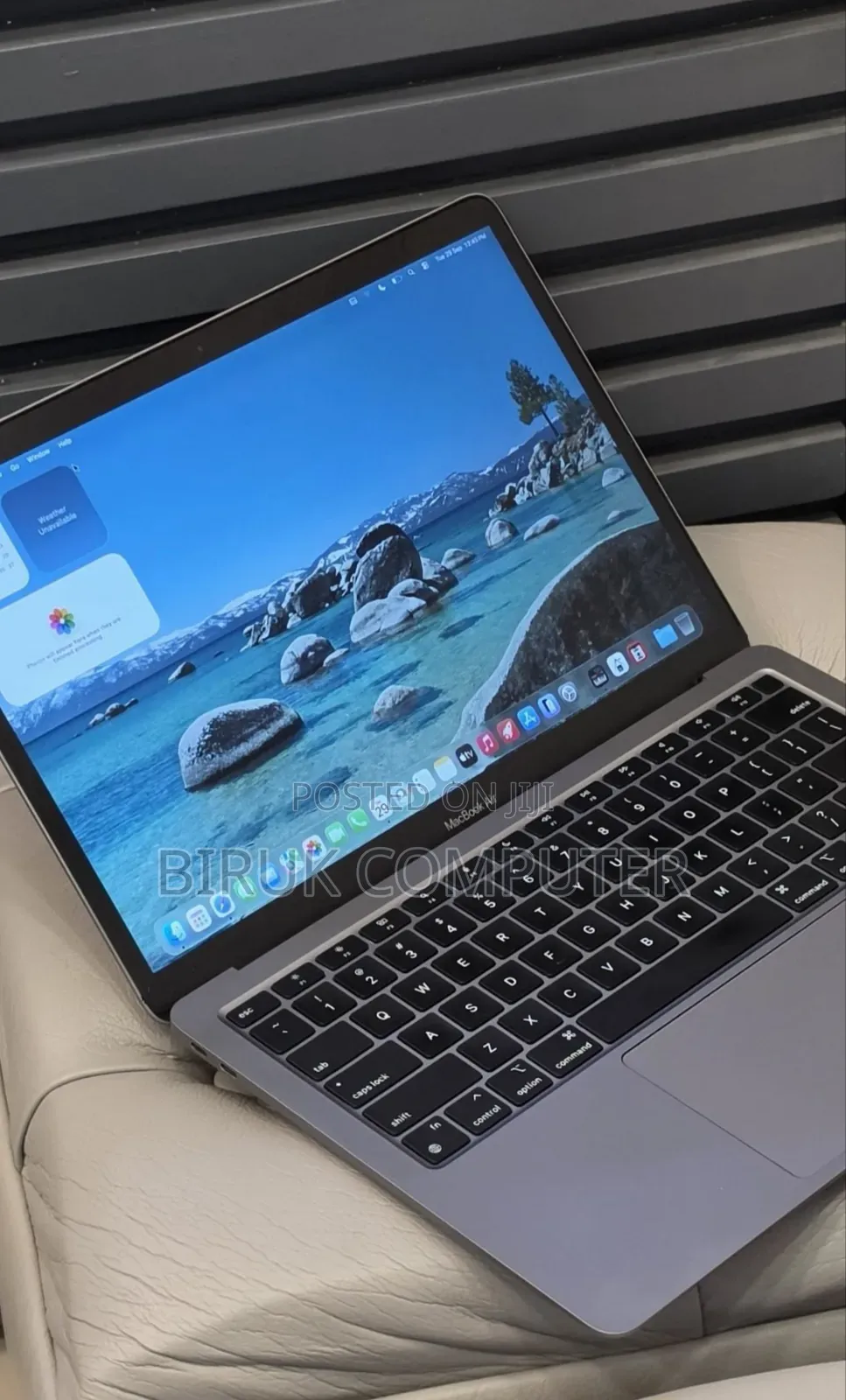 New Laptop Apple MacBook Air 2020 M1 8GB Apple M1 SSD 256GB