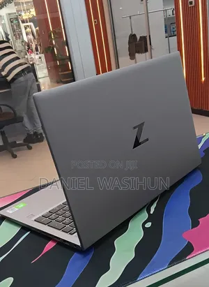 New Laptop HP Zbook Studio G7 16GB Intel Core i7 SSD 512GB