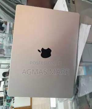 New Laptop Apple MacBook Pro 2024 M4 24GB Apple M4 Pro SSD 512GB