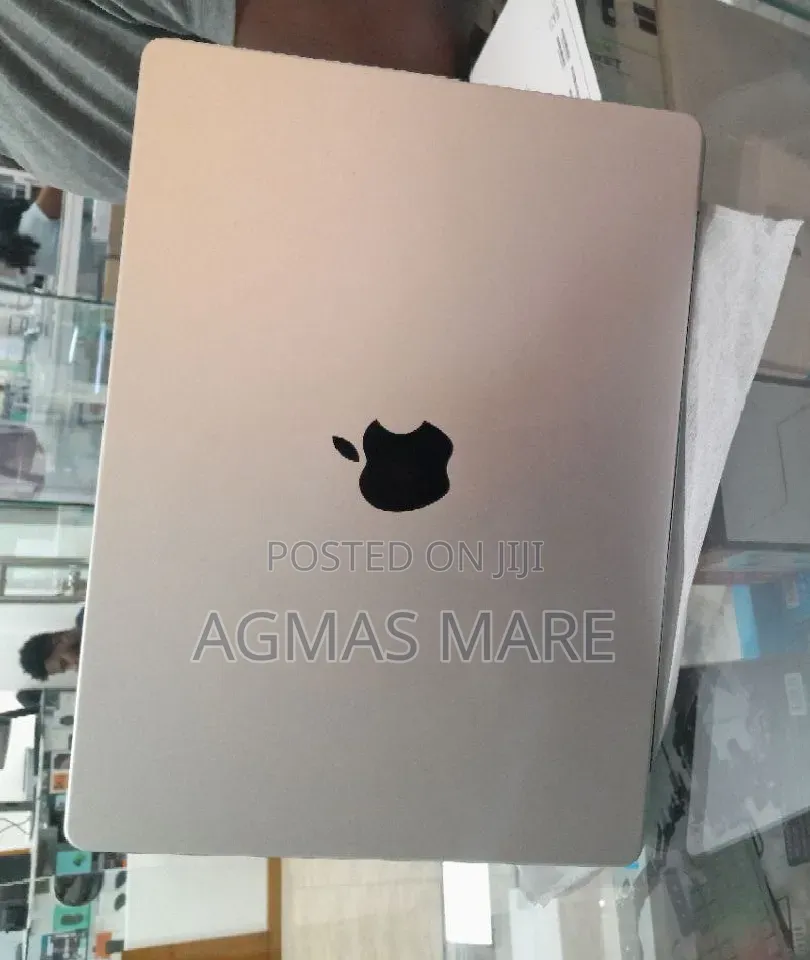 New Laptop Apple MacBook Pro 2024 M4 24GB Apple M4 Pro SSD 512GB