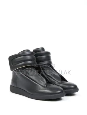 Maison Marigaia High Top