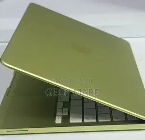 New Laptop Apple MacBook Pro 2021 M1 8GB Intel SSD 512GB