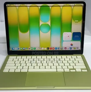 New Laptop Apple MacBook Pro 2021 M1 8GB Intel SSD 512GB