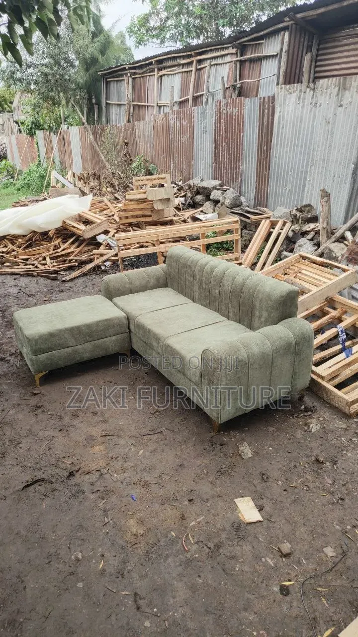 Beautiful L-Shape Sofa Set
