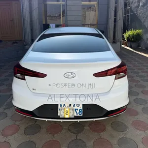 Hyundai Avante 2020 White