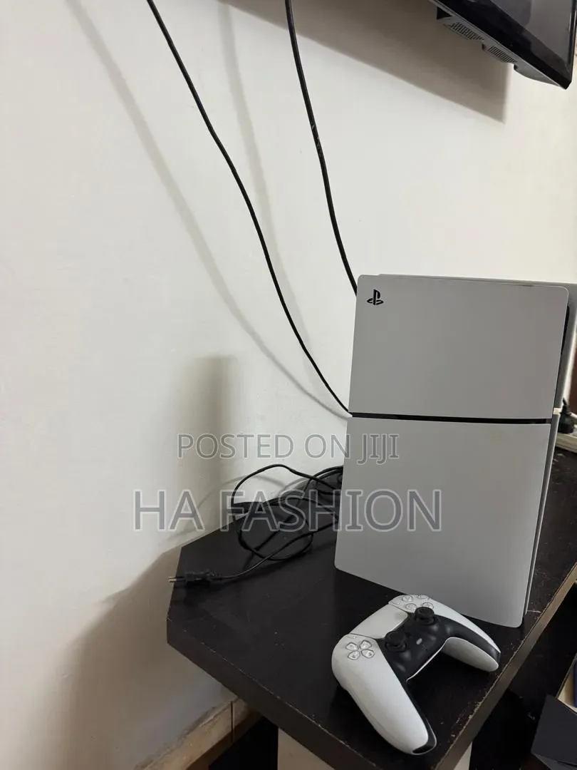 Disk Edition Slim Ps5, I Used for 1 Months With 10 Games