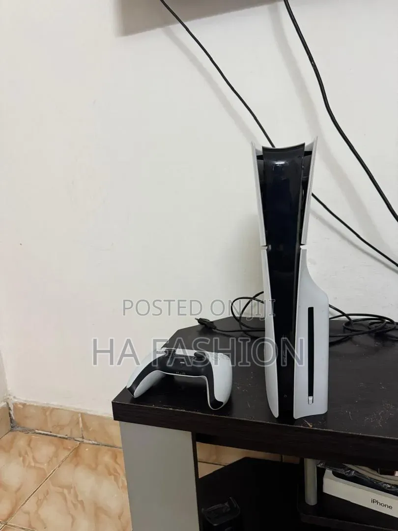 Disk Edition Slim Ps5, I Used for 1 Months With 10 Games