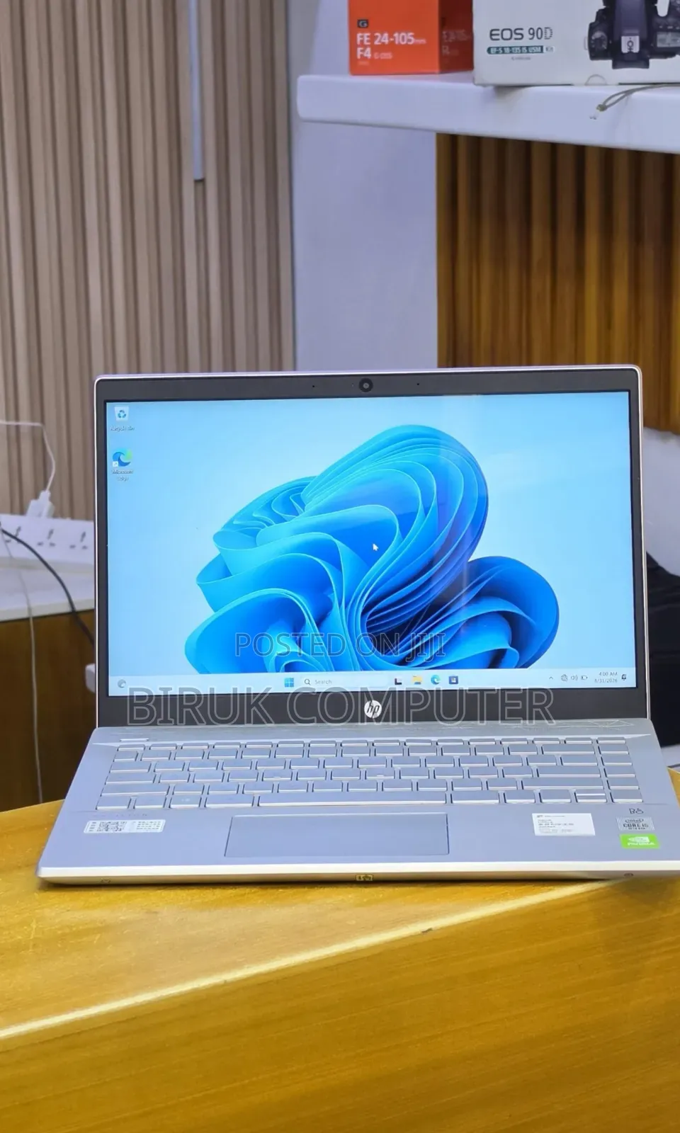 New Laptop HP Pavilion 14 8GB Intel Core i5 SSD 512GB