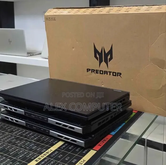 New Laptop Acer Predator Helios 300 16GB Intel Core i9 SSD 1T