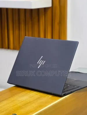 New Laptop HP Elite Dragonfly G3 16GB Intel Core i7 SSD 512GB