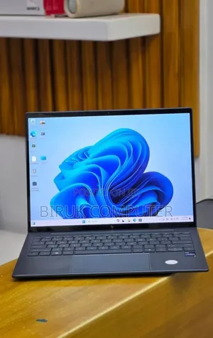New Laptop HP Elite Dragonfly G3 16GB Intel Core i7 SSD 512GB