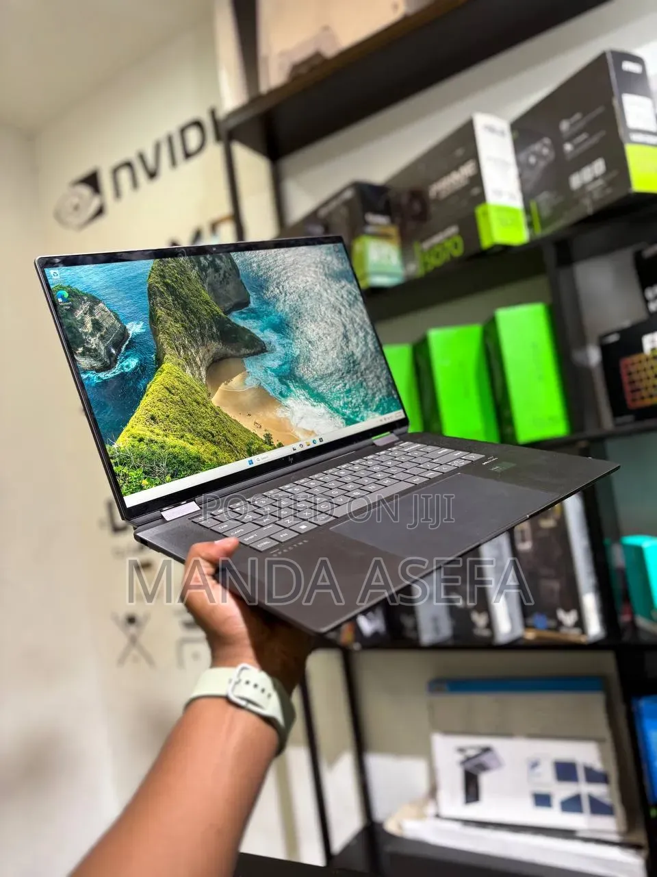 New Laptop HP OmniBook X Flip 14" 16GB Intel Core Ultra 7 SSD 1T