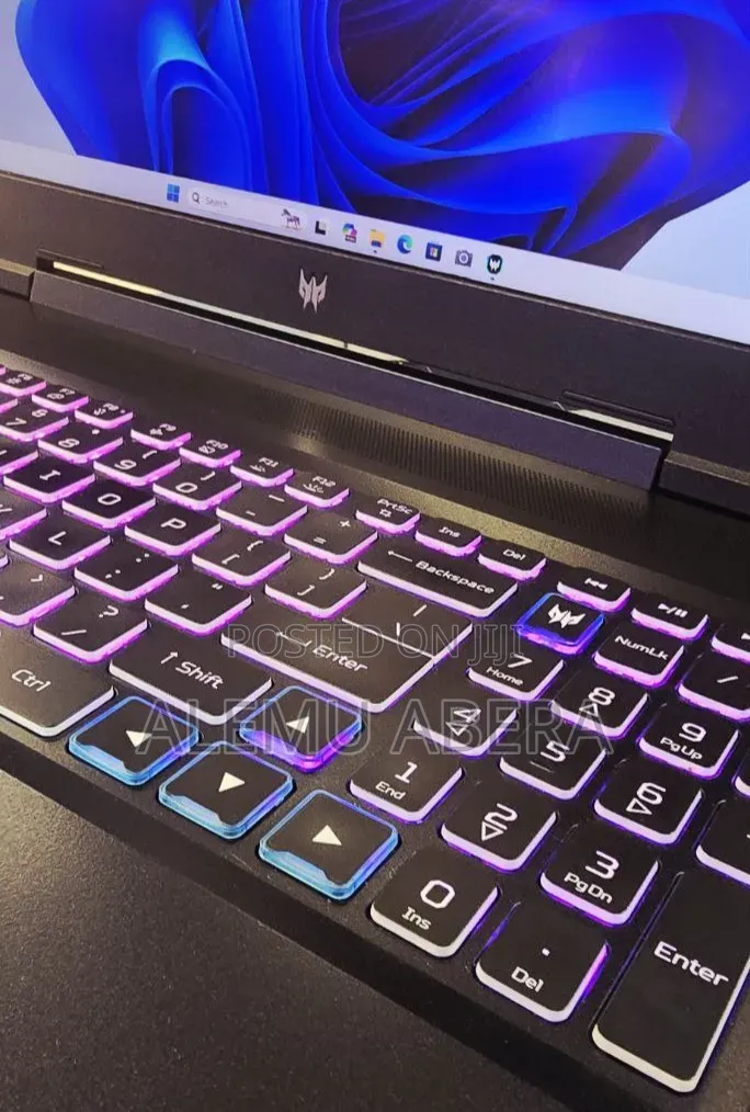 New Laptop Acer Predator Helios 300 16GB Intel Core i7 SSD 512GB