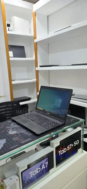 New Laptop Dell 8GB Intel Core i7 SSD 256GB