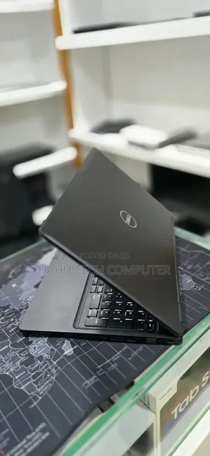 New Laptop Dell 8GB Intel Core i7 SSD 256GB