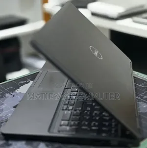 New Laptop Dell 8GB Intel Core i7 SSD 256GB