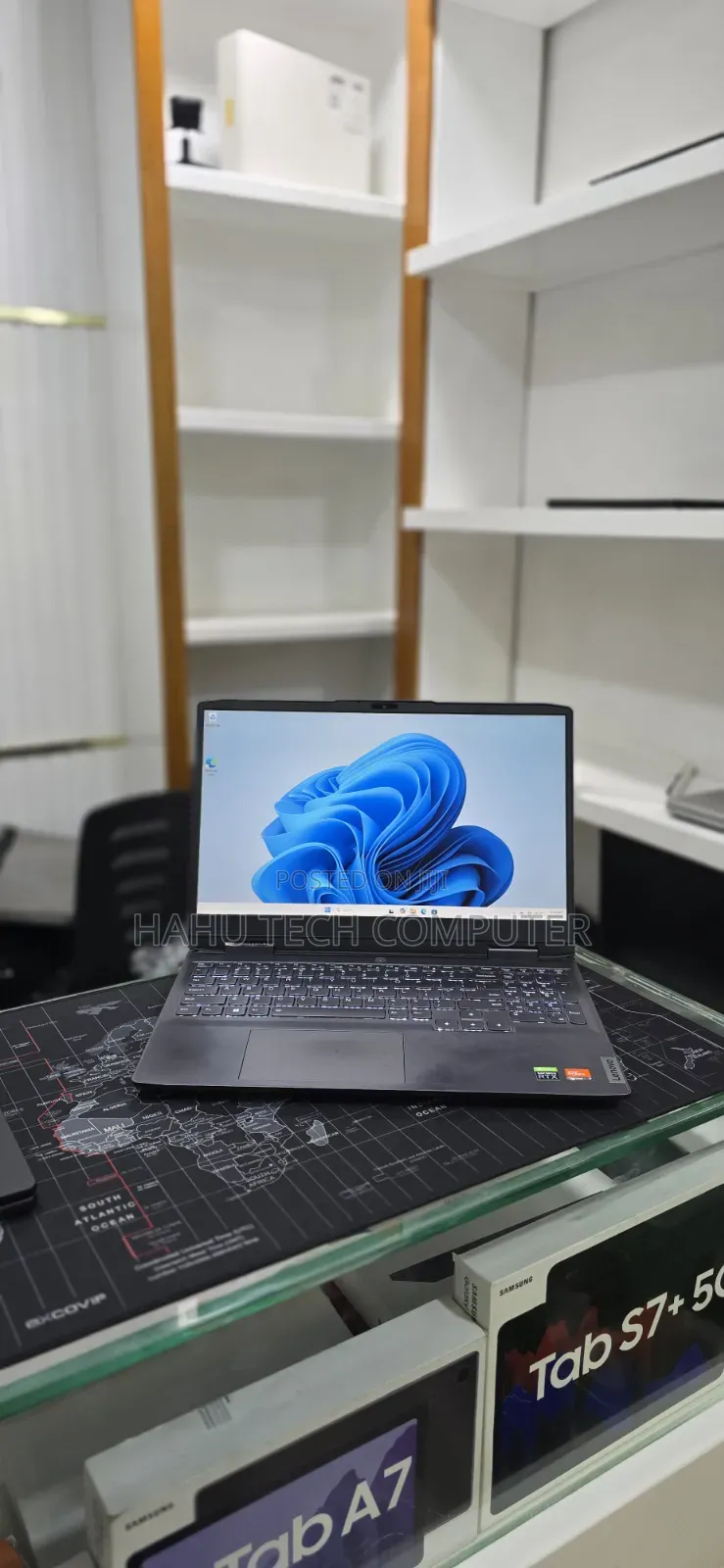 New Laptop Lenovo LOQ 15AHP10 16GB AMD Ryzen 7 SSD 512GB