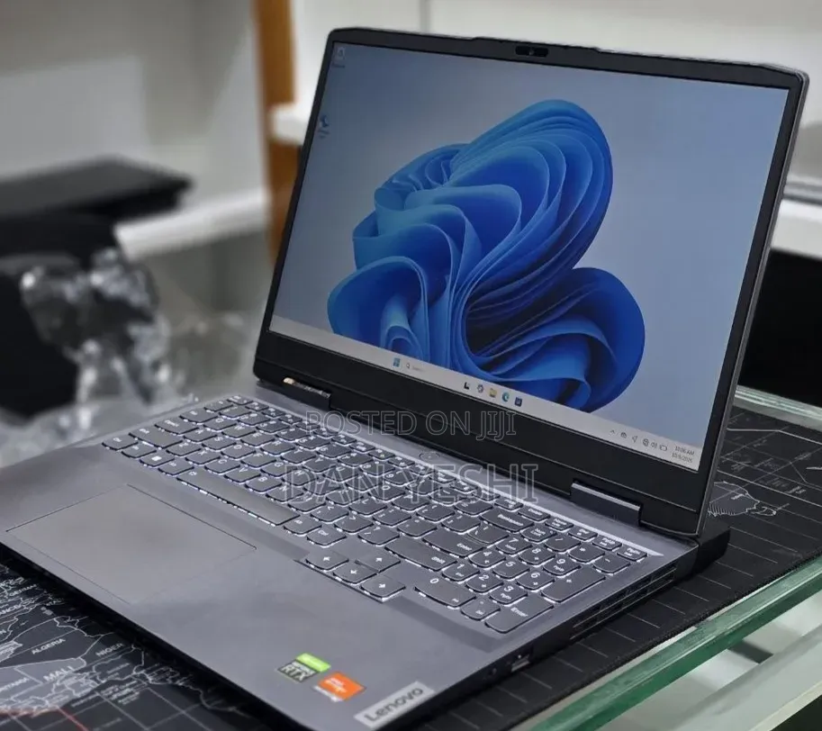 New Laptop Lenovo LOQ 15AHP10 16GB AMD Ryzen 7 SSD 512GB