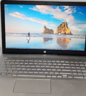 New Laptop HP Pavilion 15 8GB Intel Core i5 SSD 1T