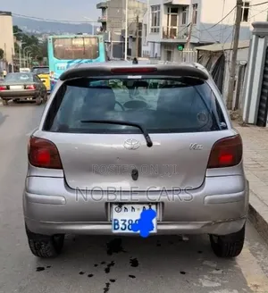 Toyota Vitz 2004 Brown