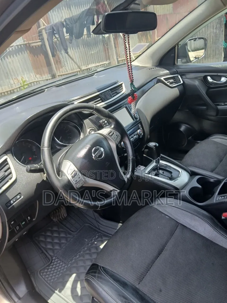 Nissan Qashqai 2016 Gray