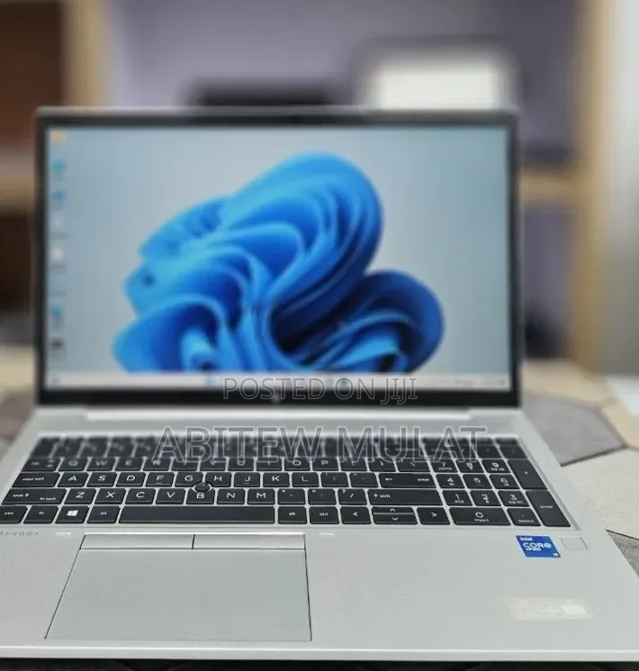 New Laptop HP EliteBook 850 G8 16GB Intel Core i7 SSD 512GB