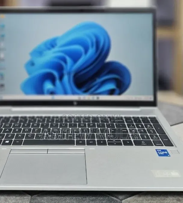 New Laptop HP EliteBook 850 G8 16GB Intel Core i7 SSD 512GB