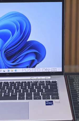 New Laptop HP EliteBook 840 G10 16GB Intel Core i7 SSD 512GB