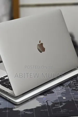 New Laptop Apple MacBook Pro 2020 32GB Intel Core i7 SSD 512GB