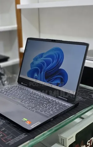 New Laptop Lenovo LOQ 15IRH8 16GB AMD Ryzen 7 SSD 512GB