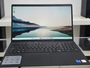 New Laptop Dell Inspiron 15 16GB Intel Core i7 SSD 512GB