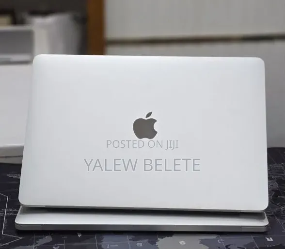 New Laptop Apple MacBook Pro 2015 16GB Intel Core i5 SSD 256GB