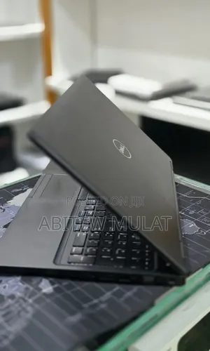 New Laptop Dell Latitude 15 3570 8GB Intel Core i7 SSD 256GB