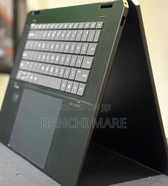 New Laptop HP Spectre 16GB Intel Core Ultra 7 SSD 1T