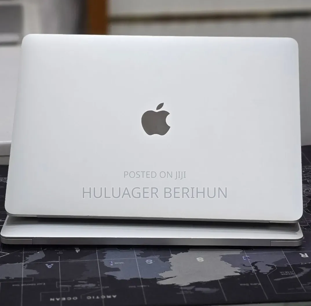 New Laptop Apple MacBook Pro 2020 32GB Intel Core i7 SSD 512GB
