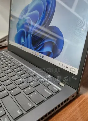 New Laptop Lenovo ThinkPad T14s Gen 2 16GB Intel Core i7 SSD 512GB