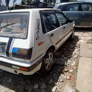 Toyota Cresta 1986 White