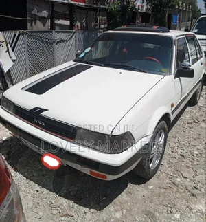 Toyota Cresta 1986 White